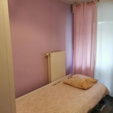 Appartement Cosy à 10 Min Du Centre De *